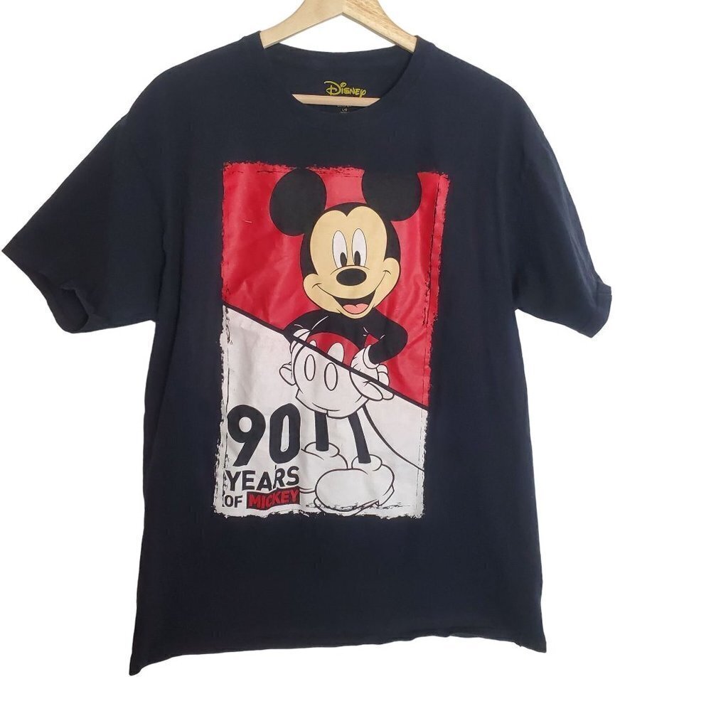 Disney Large Mickey Mouse Graphic T-shirt 20 x 28 2018 90 Years 100% Cotton